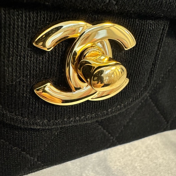 Chanel 2.55 Medium Classic Vintage Reissue Chain Jersey Double Flap Bag - Picture 4 of 16